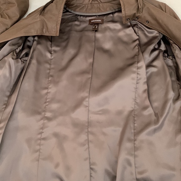 leather coat by Danier - Picture 9 of 10